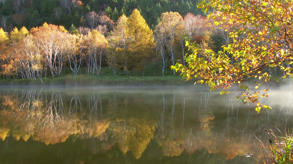 志賀高原 木戸池の紅葉 例年の見頃は10月上旬 10月中旬 心残景色