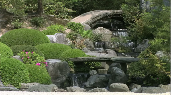 足立美術館の庭園 島根県安来市 は アメリカで日本で一番美しい庭園と紹介されているらしい 心残景色