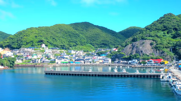 美しい海と漁港のノスタルジーさが美しい坊泊漁港 鹿児島県南さつま市 心残景色