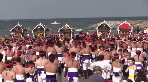 江戸時代から続く秋祭り 大原はだか祭り 千葉県いすみ市 が迫力満点過ぎる 心残景色